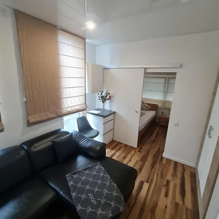 Handwerkerwohnung-monteurunterkunft Apartamento *